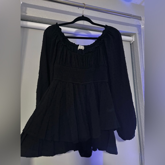 Urban Outfitters Black Rosie Smock Long Sleeve Romper in Size Small (BNWT) - Picture 6 of 6